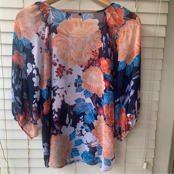 a.n.a Floral Multicolor Print Petite Blue Sheer 3/4 Sleeve Top -Size LP - Picture 3 of 10